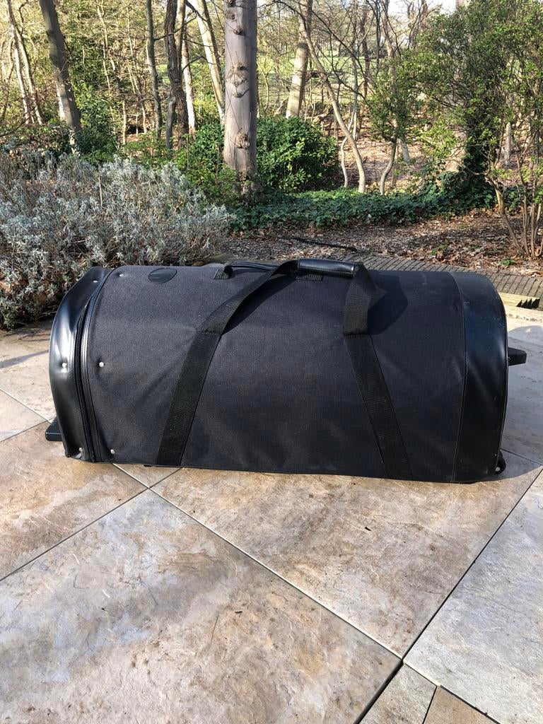 Zwarte reistas ca 90x50cm op wielen met handgreep, Ophalen, 30 cm of meer, Gebruikt, Zwart