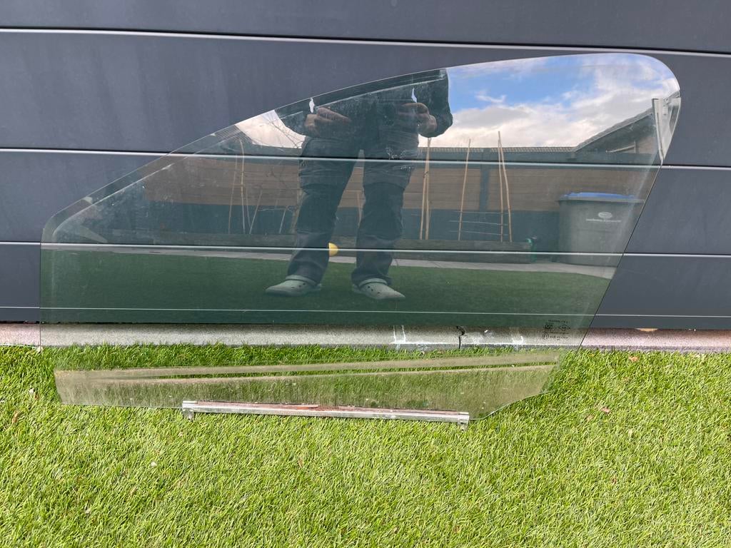 Ruit L.V. Alto / Pixo, Ophalen, Gebruikt, Voor, Deur