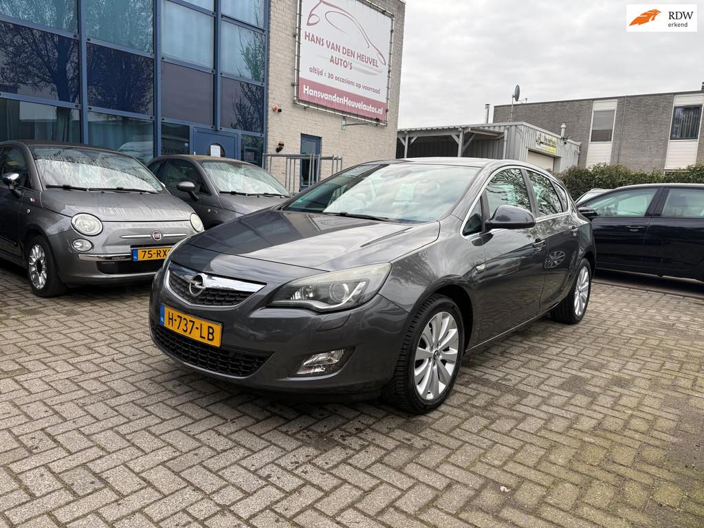 Opel Astra 1.4 Turbo Edition Trekhaak, Navi, 03/27, Voorwielaandrijving, Euro 5, Stof, Gebruikt