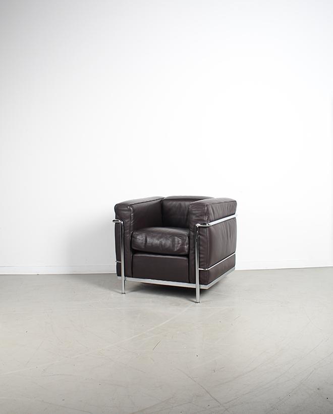 1x Cassina LC2 Le Corbusier Fauteuil Bruin Leer – Chroom, Huis en Inrichting, Fauteuils, Niet ingevuld, Minder dan 75 cm, Niet ingevuld