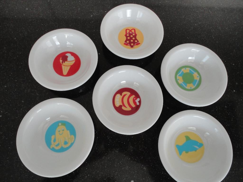 6 schaaltjes, Huis en Inrichting, Nieuw, Ophalen of Verzenden, Schaal of Schalen, Overige stijlen