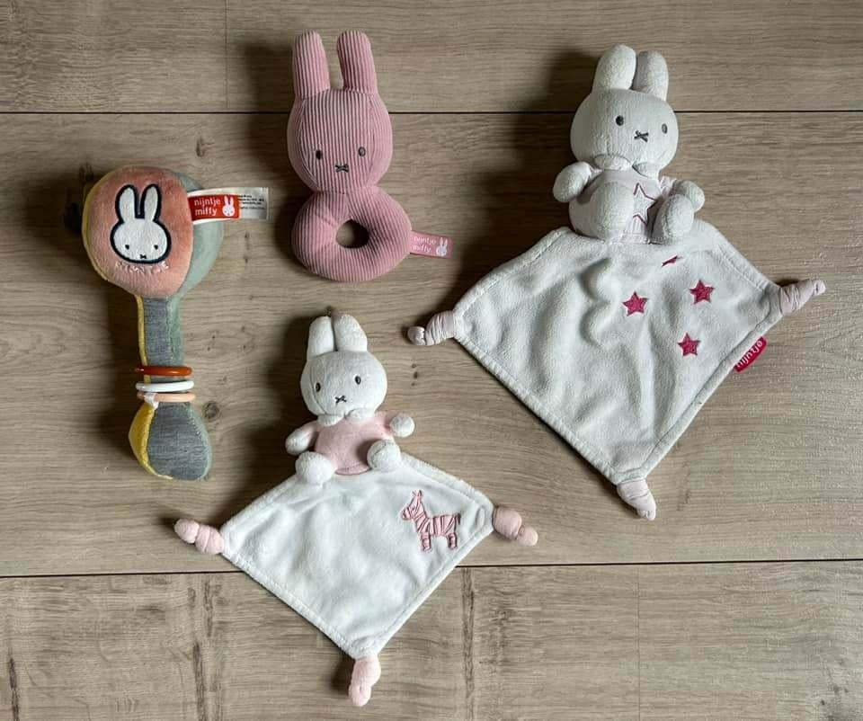 Pluche Nijntje Pakket Meisje, Kinderen en Baby's, Speelgoed | Knuffels en Pluche, Nijntje, Ophalen of Verzenden, Zo goed als nieuw