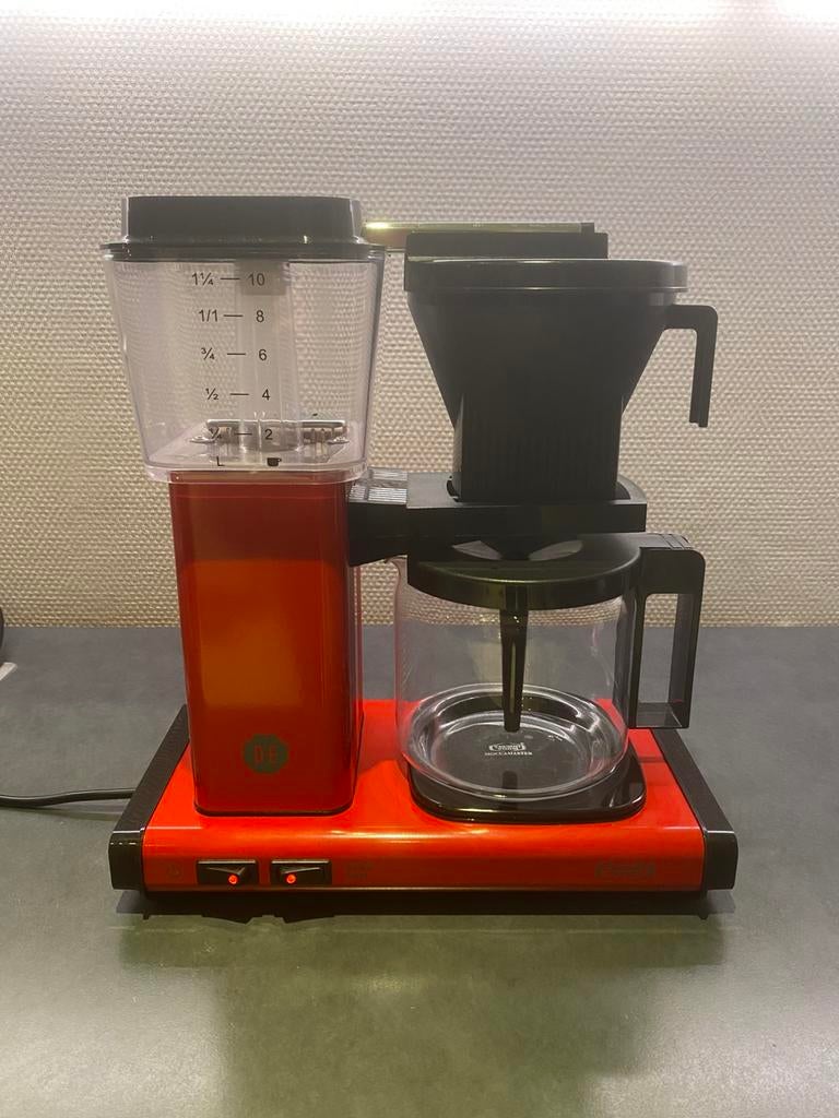 Douwe Egberts koffiezetapparaat - Rood, Koffiemachine, Gemalen koffie, Ophalen of Verzenden, Zo goed als nieuw