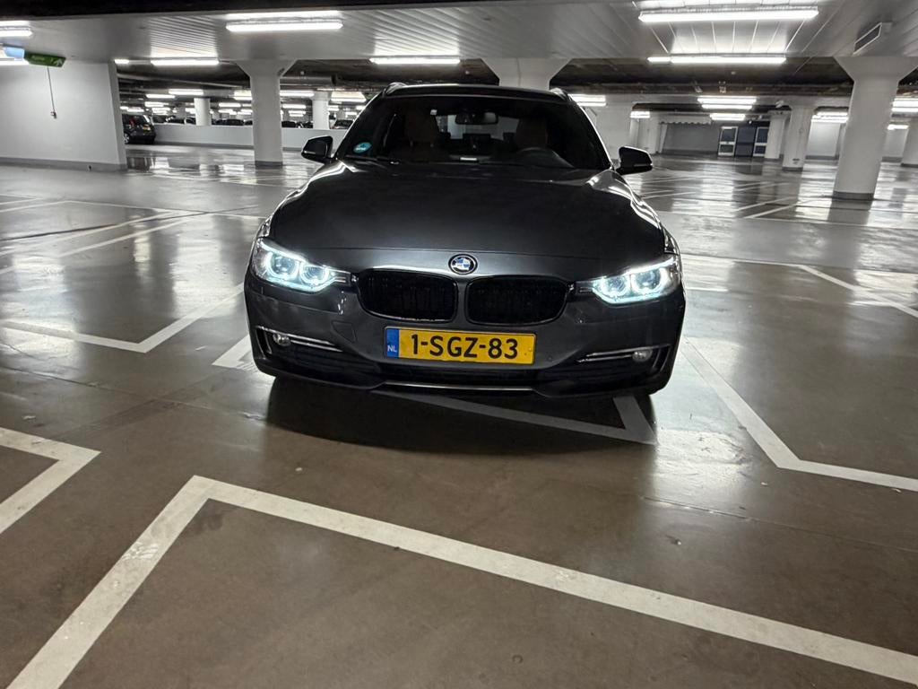 BMW 3-serie 320EDE Luxury High Executive Touring AUT, Auto's, BMW, Particulier, 3-Serie, ABS, Adaptieve lichten, Airbags, Airconditioning