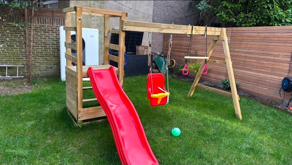 Glijbaan en schommel, Kinderen en Baby's, Speelgoed | Buiten | Speeltoestellen, Ophalen of Verzenden