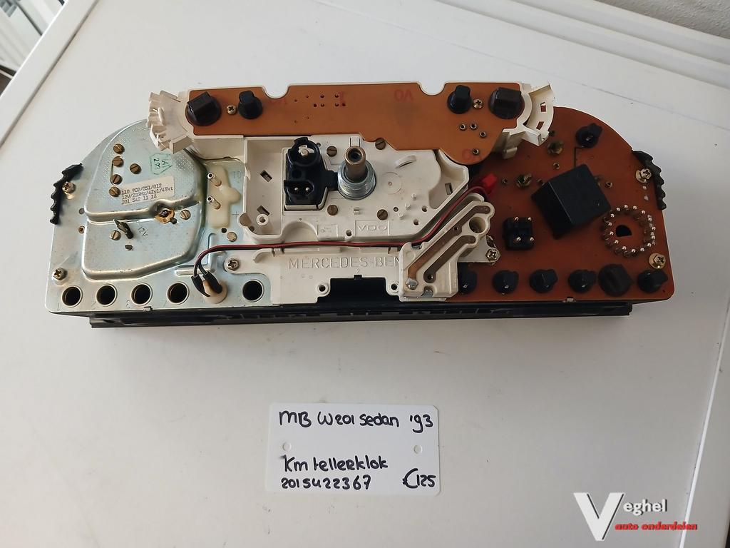 MB W201 sedan Km tellerklok 2015422367 '93, Gebruikt, -, -, Ophalen of Verzenden
