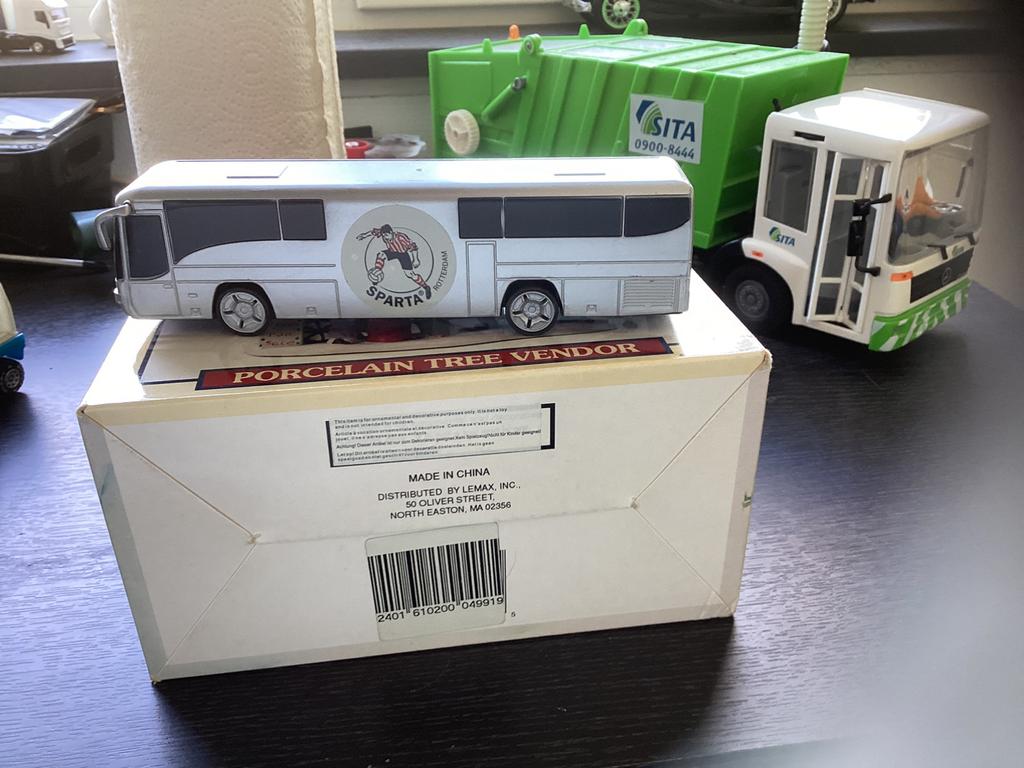 Spelers bus, Hobby en Vrije tijd, Modelauto's | 1:50, Ophalen of Verzenden, Zo goed als nieuw, Bus of Vrachtwagen