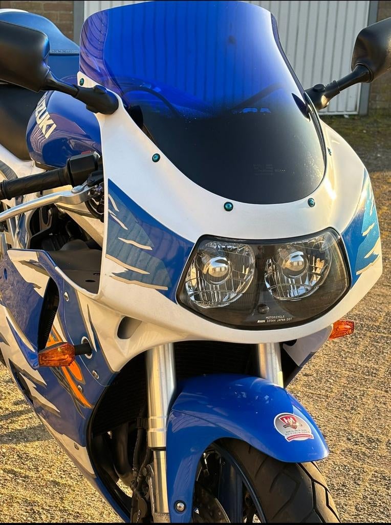LAATSTE KANS: Suzuki GSX-R 750 W - €2350 VAST - WEG IS WEG!, Motoren, Motoren | Suzuki, 750 cc, Sportuitlaat, 4 cilinders, Motorrijbewijs A