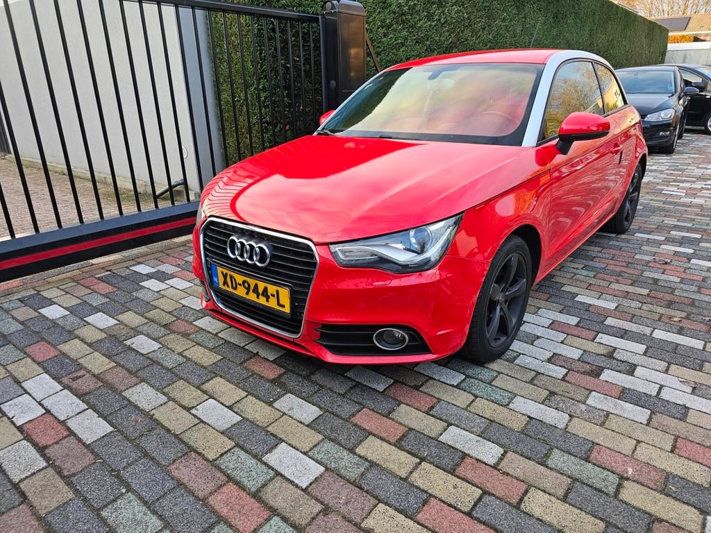Audi A1 1.4 TFSI Pro Line Business 2010 AUT Xenon Navi, Euro 5, 4 cilinders, 4 stoelen, 1100 kg