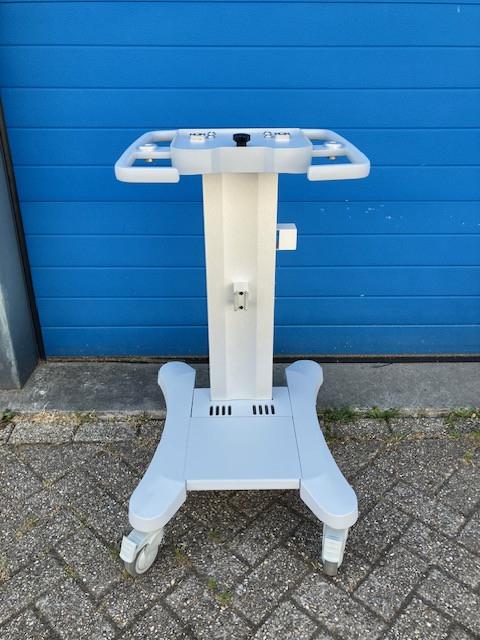 Karretje tbv medisch toestel