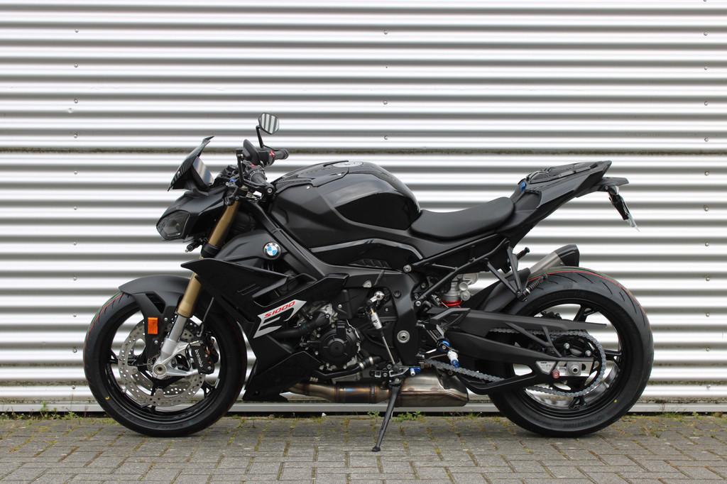 BMW S 1000 R |Comfort & Dynamic pakket |M Stijlpakket, Verkoop.motorrad@oostland-enschede.nl, Handvatverwarming, Spaansland 10
7543BG  ENSCHEDE, NL