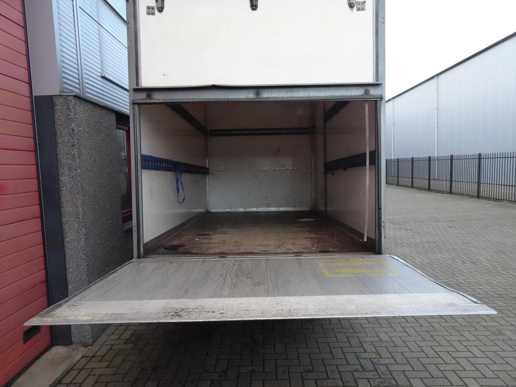 Fiat Ducato 35L 2.3 MultiJet L4 h3 bakwagen met laadklep, Voorwielaandrijving, Euro 5, Stof, Gebruikt