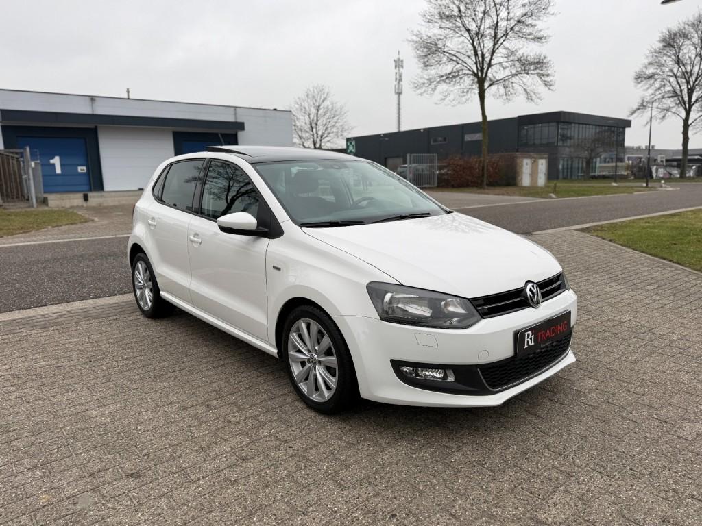 Volkswagen POLO 1.2 TSI Panorama Cruise Contr. Clima, Gebruikt, Wit, Bedrijf, Handgeschakeld
