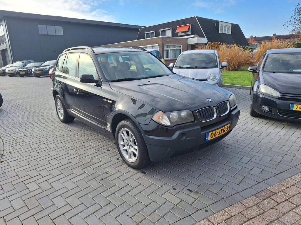 BMW X3 2.5i / Mooie auto / APK september 2026, Auto's, BMW, Zwart, Bedrijf, Handgeschakeld, Vierwielaandrijving