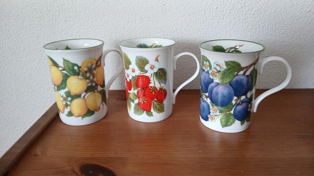 Crown Trent China bekers, Verzenden