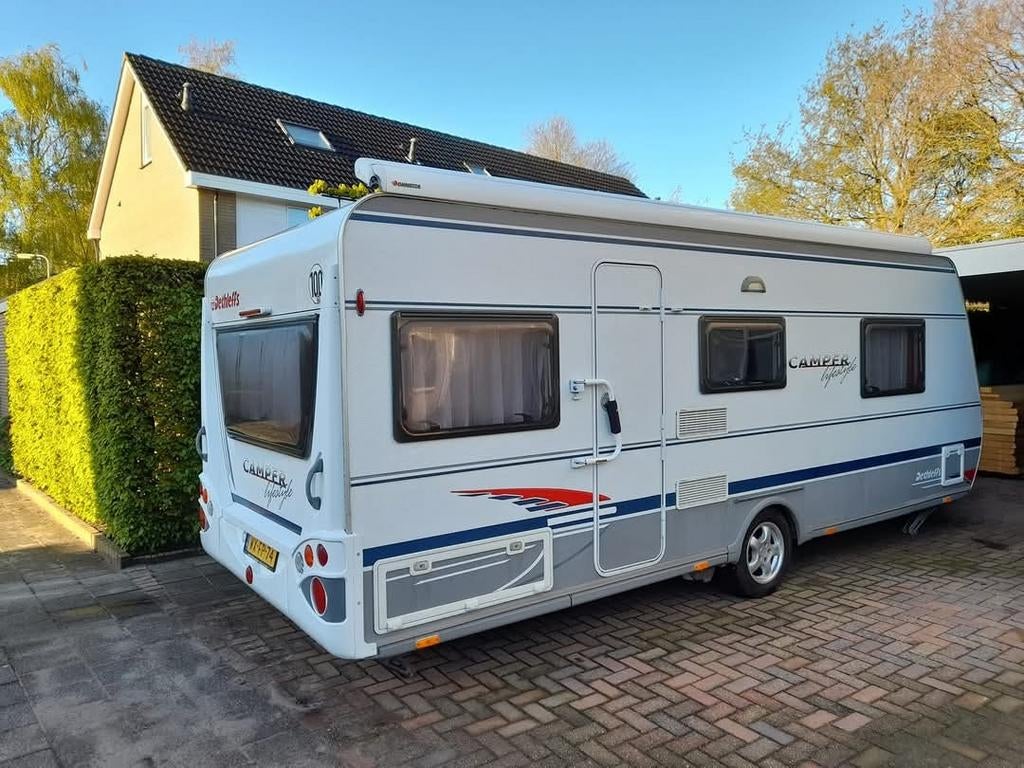 Dethleffs Camper 540DBM met Queensbed 160x200, Rondzit, Particulier, Dethleffs, Ringverwarming