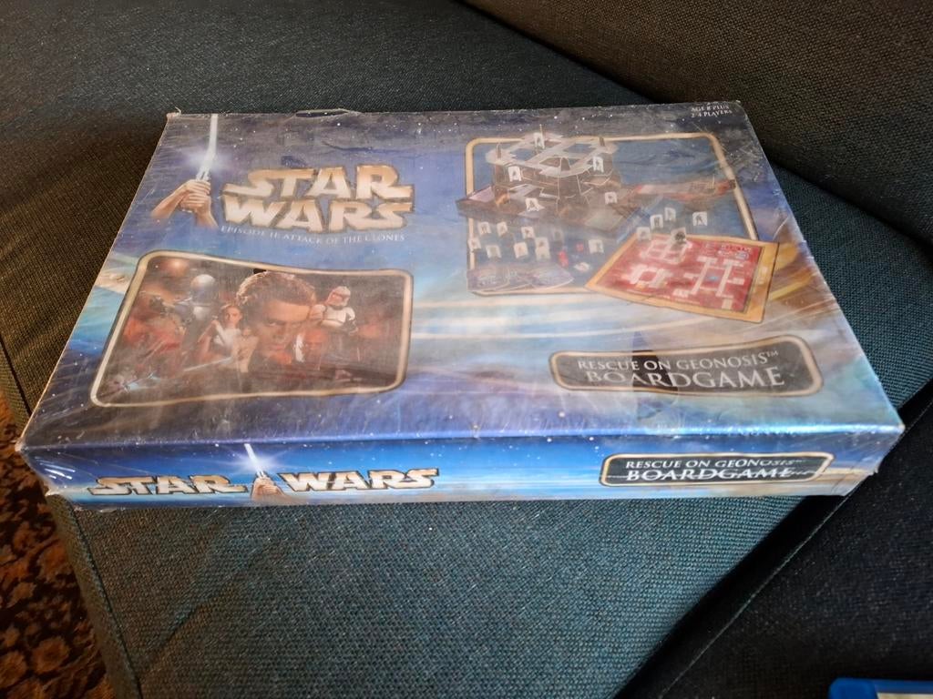 StarWars Rescue on Geonosis Boardgame uit 2002 nog Geseald!, Drie of vier spelers, Ophalen of Verzenden, Nieuw, StarWars