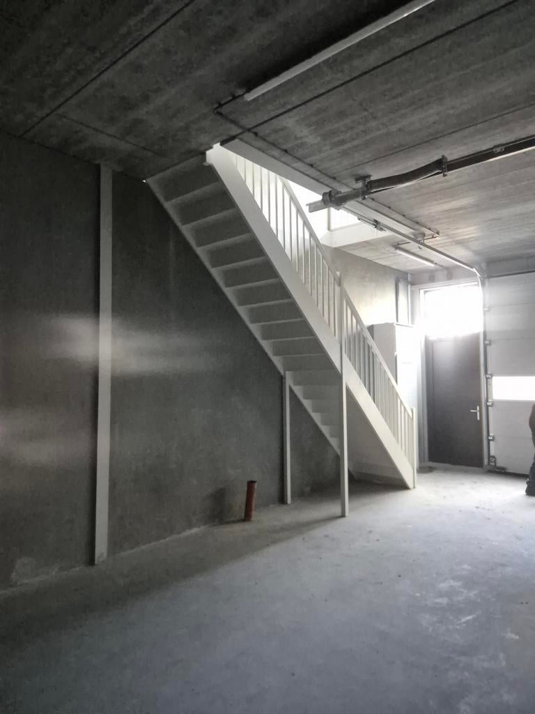 Nieuwe Vuren Houten Rechte Trap 4095mm Hoog, Ophalen, Nieuw, Trap, 4 meter of meer