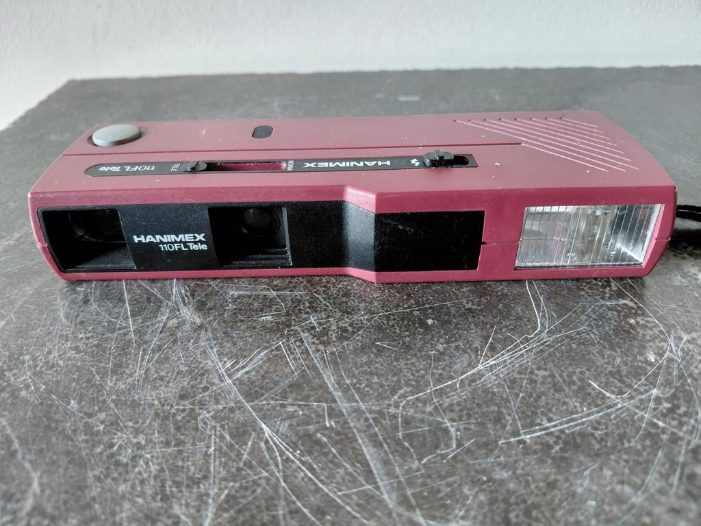 Hanimex 110FL Tele Compact Camera - Vintage Rood, Ophalen of Verzenden, Gebruikt, Compact, Overige Merken