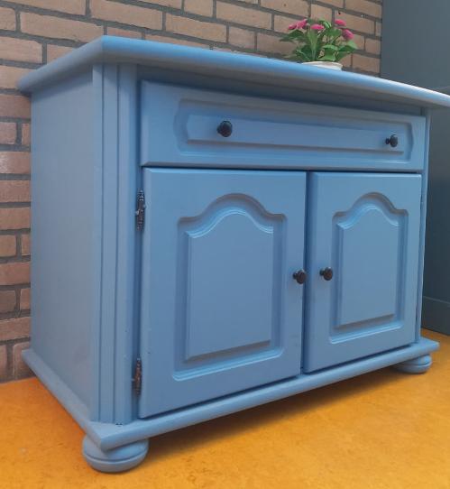 Blauwe kastje, Ophalen