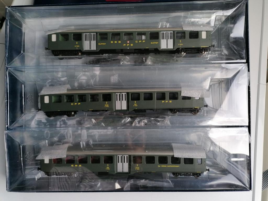 Liliput H0. 3-set SBB Jubileum Leichtstahl-personenrijtuigen, Treinset, Gelijkstroom, Ophalen of Verzenden, Zo goed als nieuw