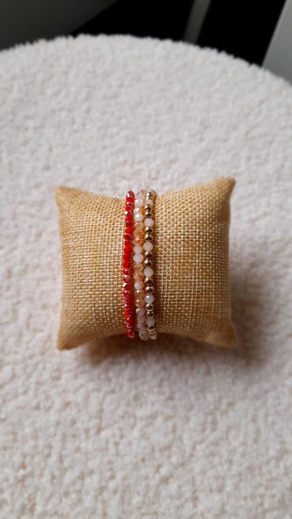 3 armbanden met facetkralen nieuw., Ophalen of Verzenden, Nieuw, Overige kleuren, Elastiek