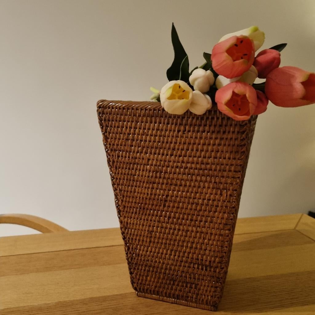 Birma rieten bloempot/vaas taps, 30cm hoog 2x, Huis en Inrichting, Woonaccessoires | Vazen, Overige materialen, Gebruikt, Overige kleuren