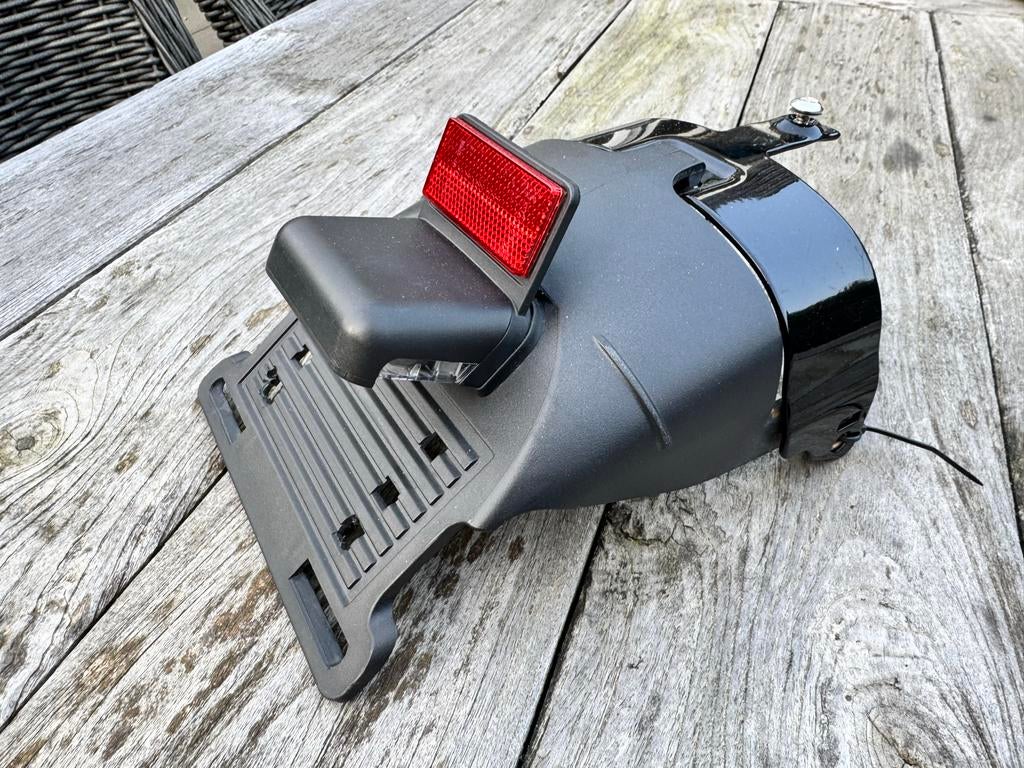 Harley Davidson achterspatbord met kentekenplaathouder (OEM), Motoren, Onderdelen | Harley-Davidson, Ophalen of Verzenden, Gebruikt