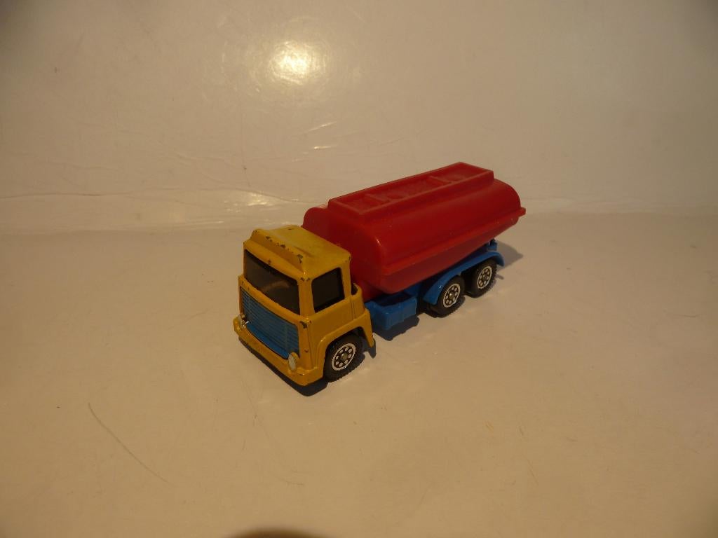 LONE STAR:    ""IMPY""   TANKER TRUCK, Hobby en Vrije tijd, Modelauto's | Overige schalen, Ophalen of Verzenden, Zo goed als nieuw