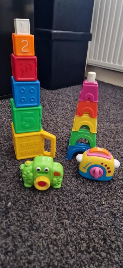 4 stuks baby/peuter speelgoed samen 3 euro, Ophalen of Verzenden, Zo goed als nieuw, 6 maanden tot 2 jaar