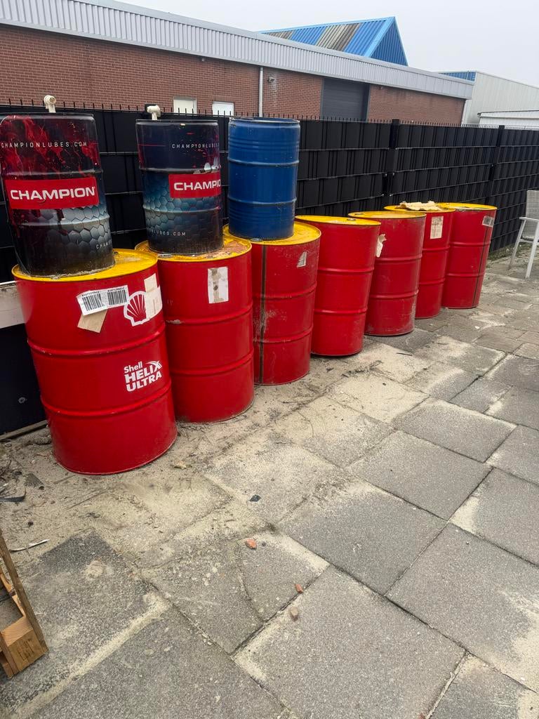 200 liter vaten, Gebruikt, 40 tot 60 cm, Overige typen, 50 tot 75 cm