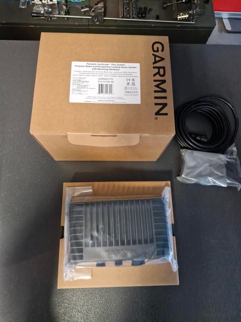 Garmin Livescope LVS34 met GLS 10 - Nieuw met garantie, Watersport en Boten, Ophalen of Verzenden, Nieuw, Kaartplotter of Fish Finder