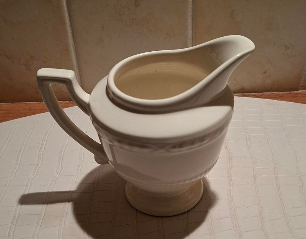 Witte Recamier melkkan, Ophalen of Verzenden