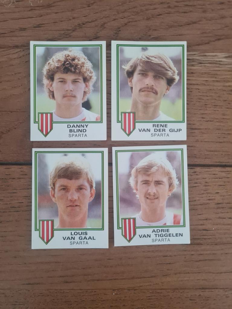 Panini Voetbal 81 blind, van gaal, tiggelen en van der gijp, Ophalen of Verzenden