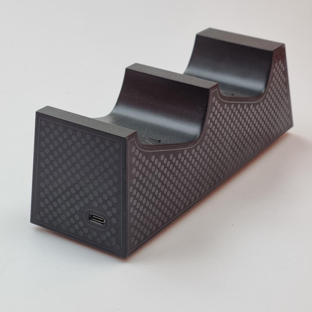 Qware Oplaadstation Voor Xbox Series Controller, Qware, Zo goed als nieuw, Info@qware.co.uk, QWARE Limited
Cromwell House
15 Andover Road
Winchester, Hampshire SO23 7BT
United Kingdom