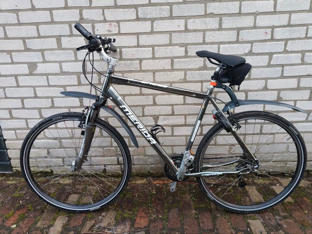 Merida Crossway TFS 500 Hybride Fiets, Fietsen en Brommers, 28 inch, Gebruikt, Vering, 57 tot 61 cm