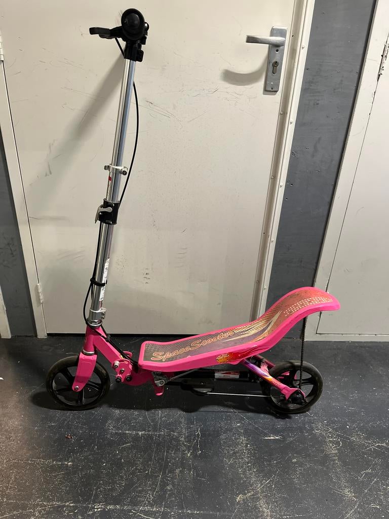 Roze Space Scooter - Gebruikt maar functioneel, Ophalen of Verzenden, Gebruikt, Gewone step