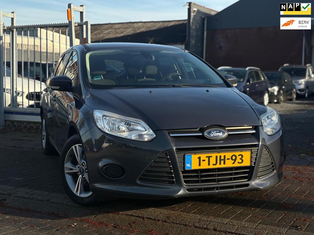 Ford Focus Wagon 1.0 EcoBoost Edition | NWE D-Riem | Navigat, Euro 5, Gebruikt, Zwart, Origineel Nederlands