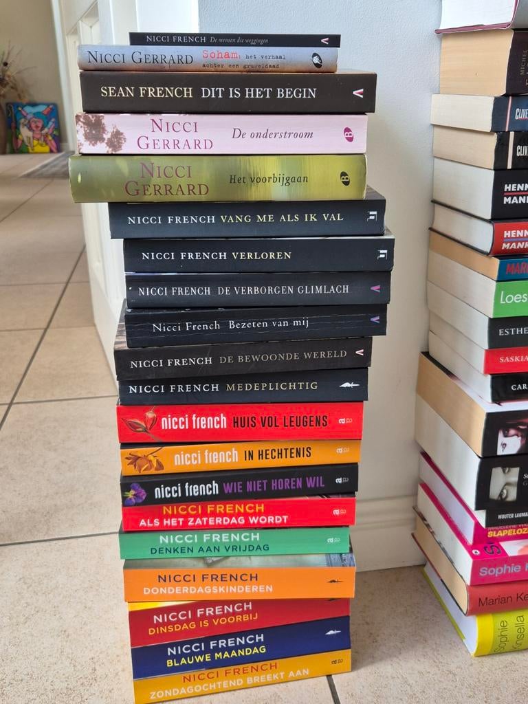 Nicci French boeken, Ophalen of Verzenden, Gelezen