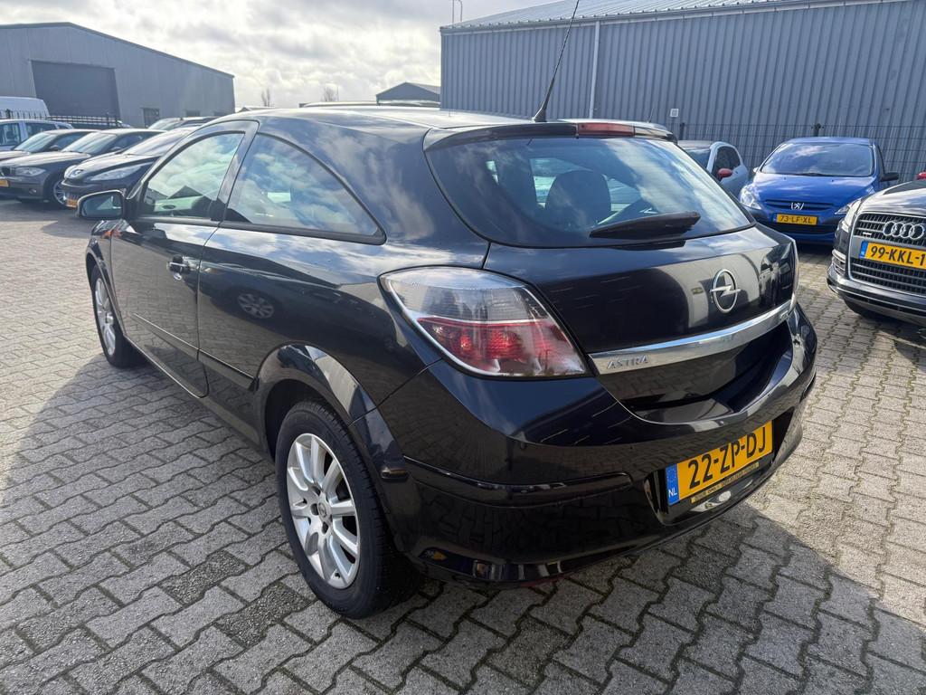 Opel Astra GTC 1.8 Sport 2008 Zwart 154.000 KM 1E Eigenaar, 125 pk, Gebruikt, 4 cilinders, 1165 kg