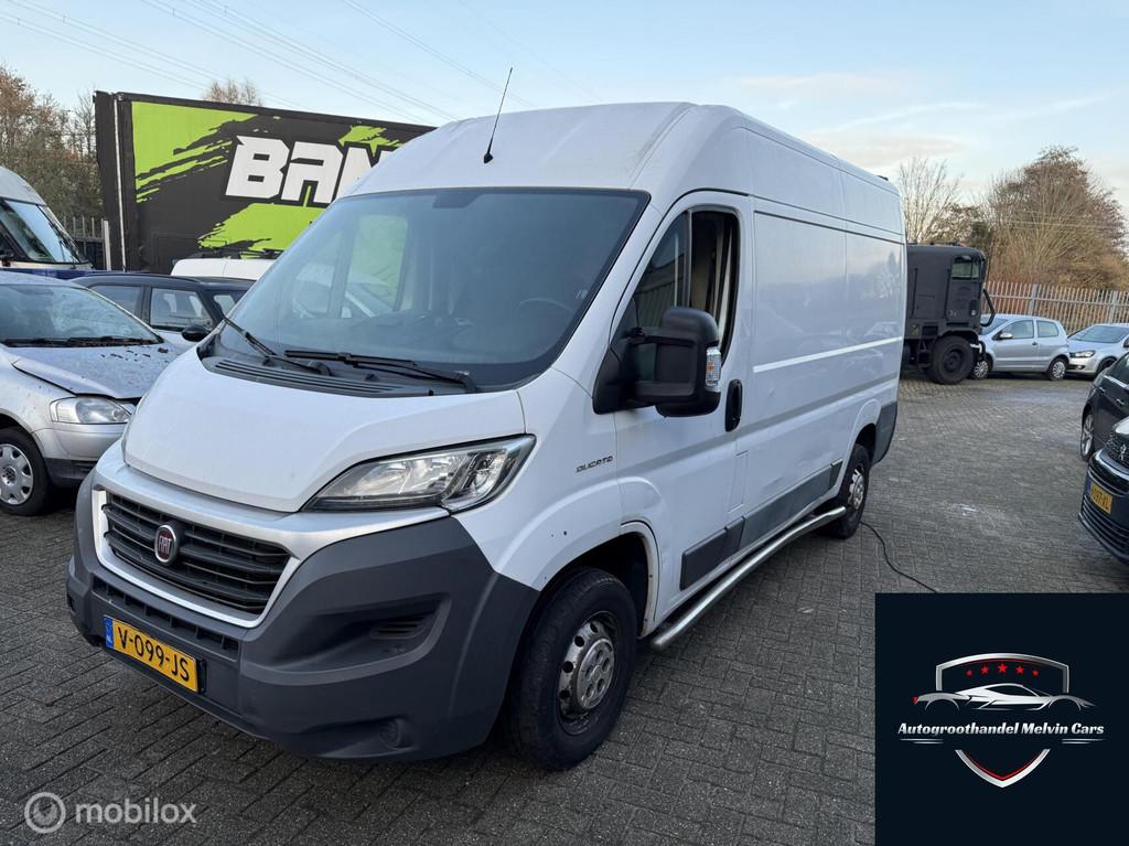 Fiat Ducato bestel 30 2.3 MultiJet L2H2 engine tikking, Auto's, Voorwielaandrijving, Stof, Gebruikt, 2500 kg