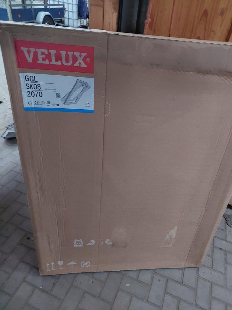 2x nieuw en 1x zgan velux ggl sk08 114x140 cm met gootstukke, Ophalen, Minder dan 80 cm, Nieuw, Dakraam