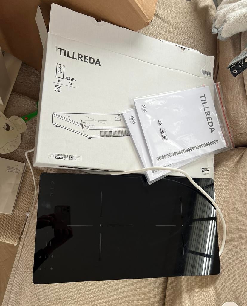 Ikea Tillreda draagbare inductiekookplaat 2 zones, Witgoed en Apparatuur, Kookplaten, Ophalen, Gebruikt, 3 kookzones of minder