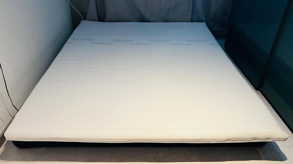 Matras topper Karlsson 200 x 220 cm, Huis en Inrichting, Slaapkamer | Matrassen en Bedbodems, Ophalen, Tweepersoons, Zo goed als nieuw