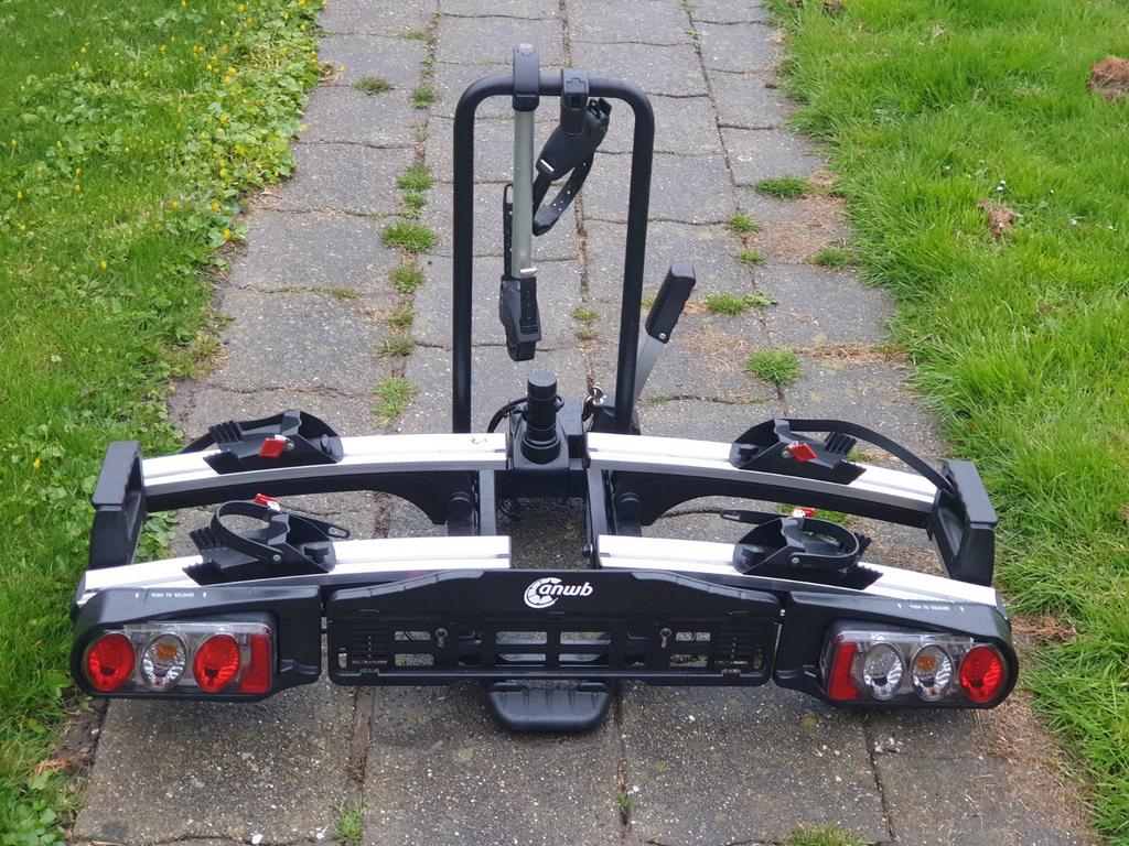 Fietsendrager ANWB Flex Plusll Kantelbaar incl.Oprijgoot+TAS, Ophalen, Elektrische fiets, Zo goed als nieuw, 2 fietsen