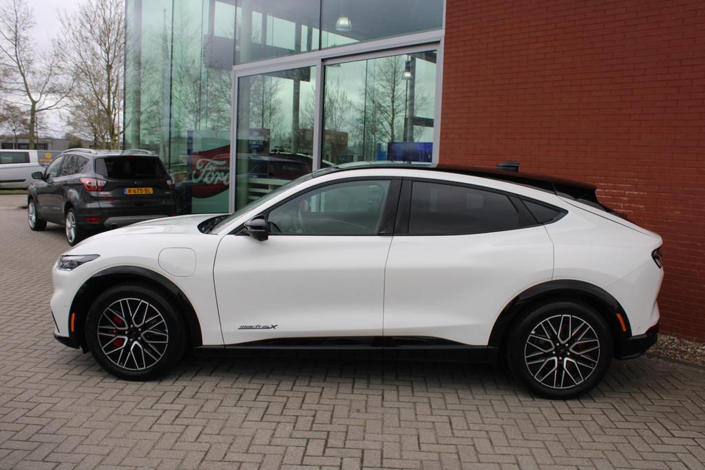 Ford Mustang Mach-E Extended Premium AWD 91 kWh 370pk | Tech, Stof, Zwart, Origineel Nederlands, Vierwielaandrijving