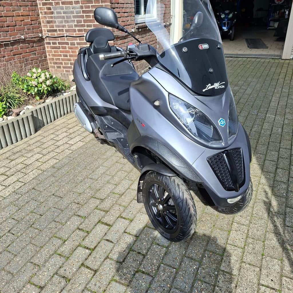 piaggio mp3 300cc bj 2014, Fietsen en Brommers, Brommers | Overige merken, Zo goed als nieuw, Ophalen of Verzenden