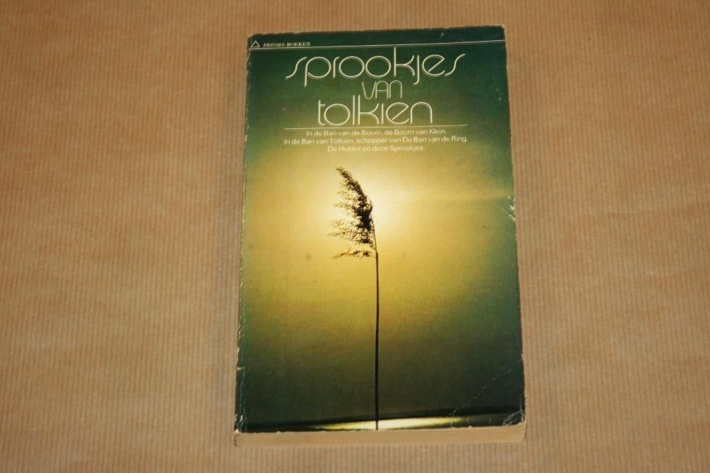 Sprookjes van Tolkien - 1975, Boeken, Fantasy, Ophalen of Verzenden, Gelezen