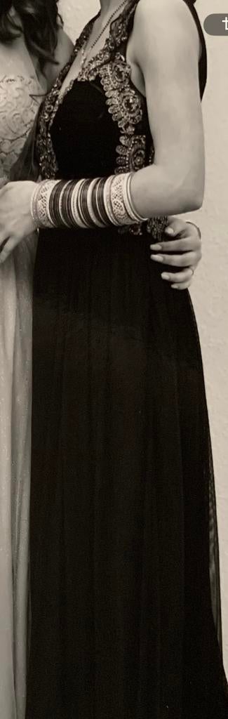 Mooi gala jurk, Zwart, Ophalen of Verzenden, Zo goed als nieuw, Maat 36 (S)