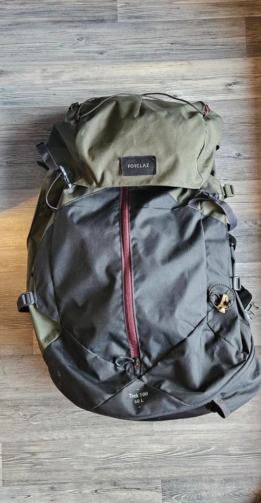Backpack 60L Forclaz Trek 100 met flight bag en regenhoes, Overige merken, 40 cm of meer, Ophalen of Verzenden, Zo goed als nieuw